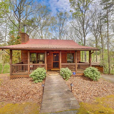 Cozy Cabin In Private Location With Hot Tub And Grill! Blue Ridge Bagian luar foto