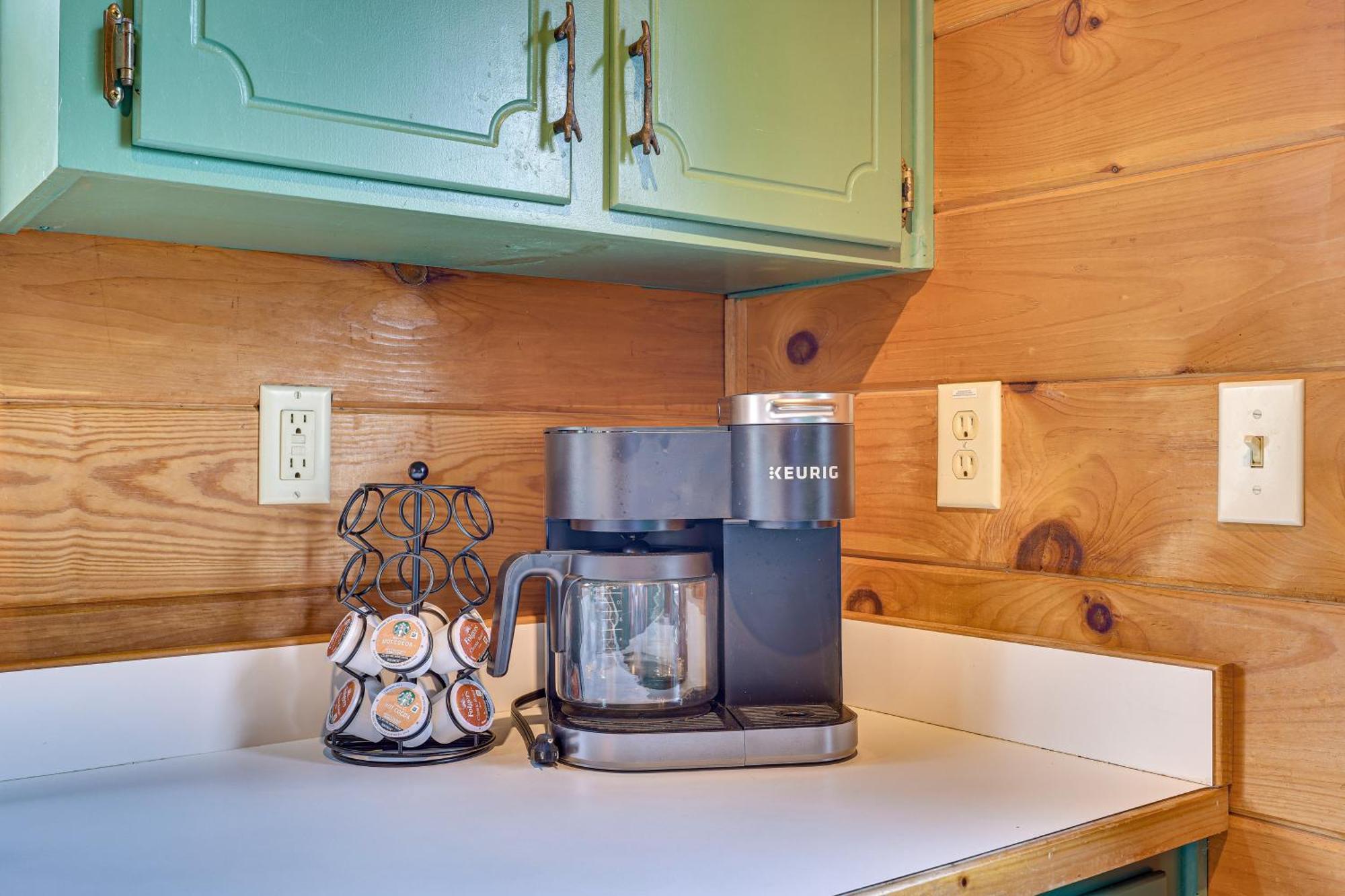 Cozy Cabin In Private Location With Hot Tub And Grill! Blue Ridge Bagian luar foto